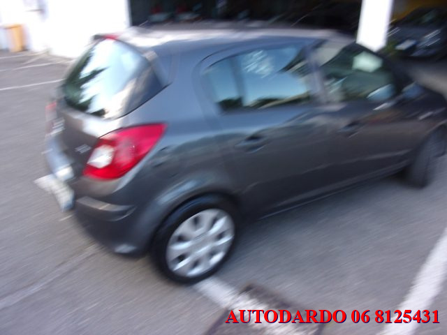 OPEL Corsa usata, con Autoradio