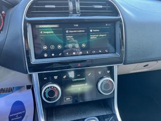 JAGUAR XE usata, con ESP