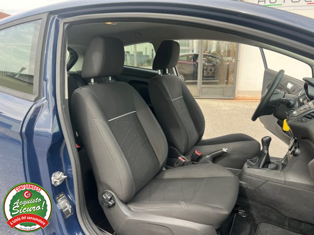 FORD Fiesta usata, con Autoradio