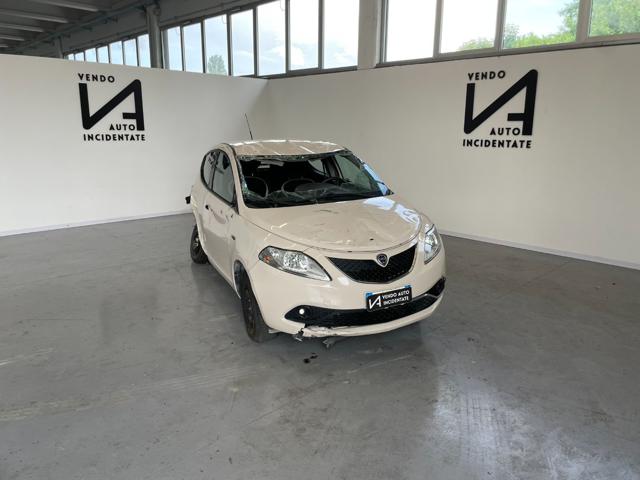 LANCIA Ypsilon usata, con ABS