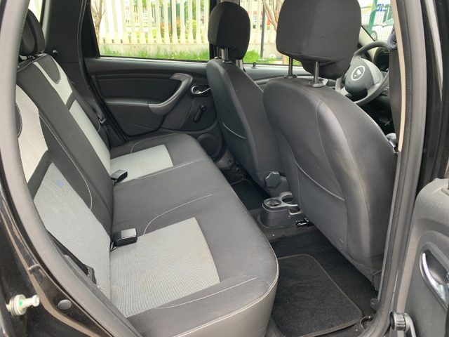 DACIA Duster usata, con Bluetooth