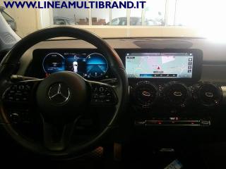 MERCEDES-BENZ GLB 180 usata, con Controllo elettronico della corsia