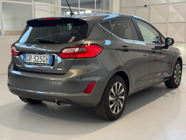 FORD Fiesta usata, con Autoradio