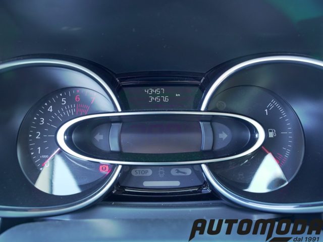 RENAULT Clio usata, con Specchietti laterali elettrici