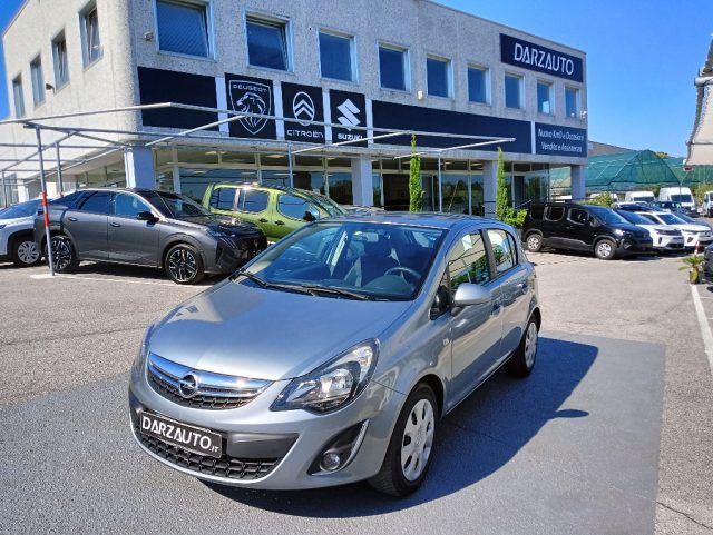 OPEL Corsa usata, con Isofix