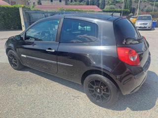 RENAULT Clio usata, con Chiusura centralizzata