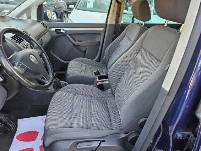 VOLKSWAGEN Touran usata, con Cronologia tagliandi