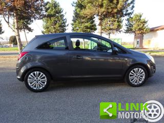 OPEL Corsa usata, con Chiusura centralizzata