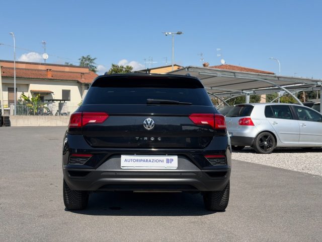 VOLKSWAGEN T-Roc usata, con Autoradio