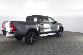 TOYOTA Hilux usata 2