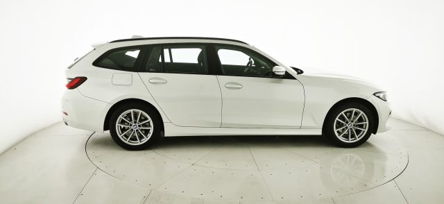 BMW 320 usata, con Leve al volante