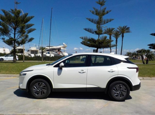 NISSAN Qashqai usata, con Fari LED