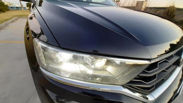 VOLKSWAGEN T-Roc usata, con Sedile posteriore sdoppiato