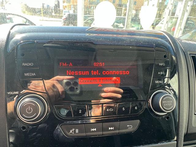 PEUGEOT Boxer usata, con Volante multifunzione