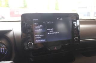 TOYOTA Yaris usata, con Specchietti laterali elettrici