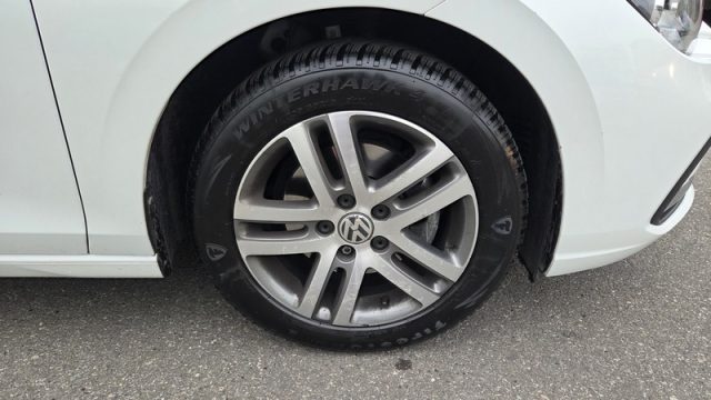 VOLKSWAGEN Golf usata, con Autoradio