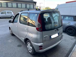 TOYOTA Yaris usata, con Chiusura centralizzata