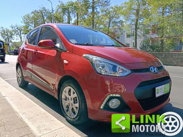 HYUNDAI i10 usata, con Specchietti laterali elettrici