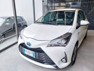 TOYOTA Yaris usata, con Alzacristalli elettrici