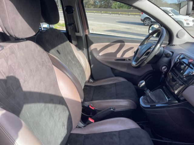 LANCIA Ypsilon usata 7