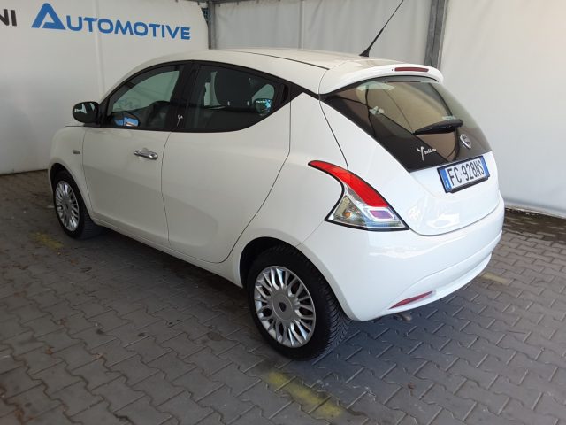 LANCIA Ypsilon usata, con ESP