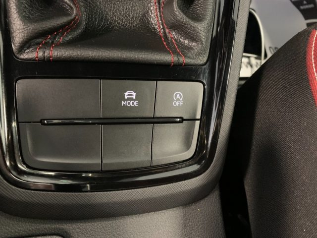 SKODA Kamiq usata, con USB