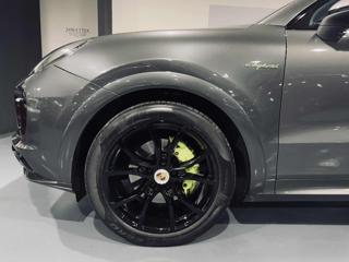 PORSCHE Cayenne usata, con USB