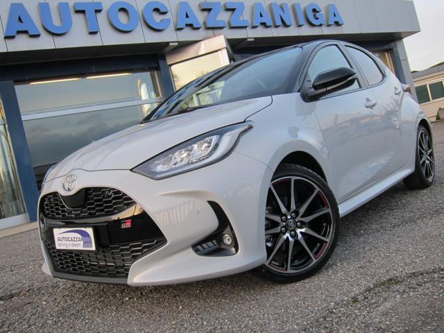 TOYOTA Yaris usata, con Fendinebbia