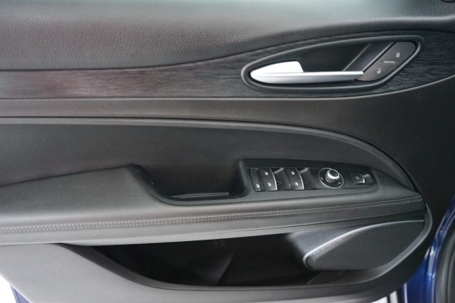 ALFA ROMEO Stelvio usata, con Sensore di pioggia