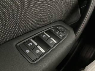 RENAULT Captur usata 28