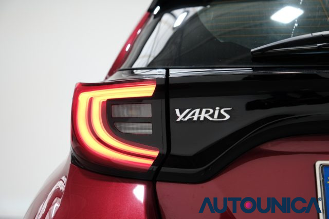 TOYOTA Yaris usata 43