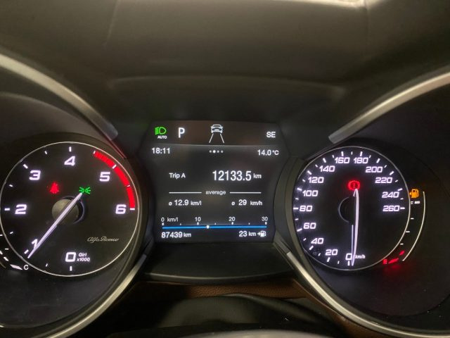 ALFA ROMEO Stelvio usata, con Volante in pelle