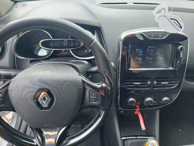 RENAULT Clio usata, con Autoradio