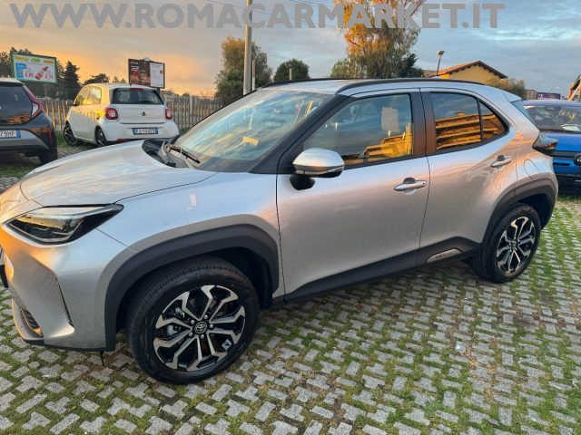 TOYOTA Yaris Cross usata, con Fendinebbia