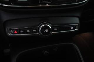 VOLVO XC40 usata 11