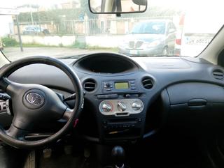 TOYOTA Yaris usata, con Chiusura centralizzata