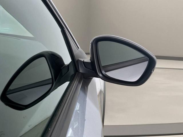 PEUGEOT 2008 usata, con Sensore di luce