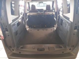 FORD Tourneo Courier usata, con Autoradio digitale