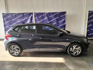 HYUNDAI i20 usata, con Alzacristalli elettrici