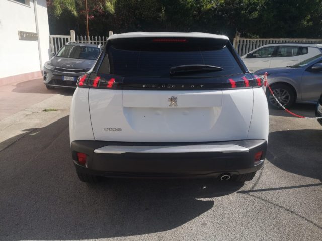 PEUGEOT 2008 usata, con Autoradio