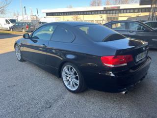 BMW 320 usata, con Autoradio