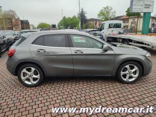 MERCEDES-BENZ GLA 220 usata 39