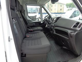 IVECO Daily usata, con USB