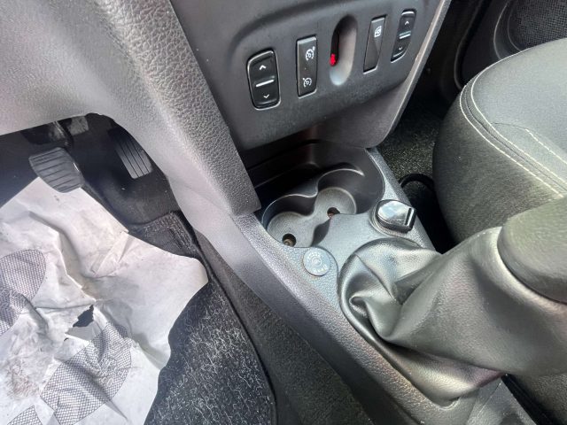 DACIA Sandero usata, con Autoradio