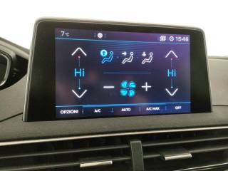 PEUGEOT 3008 usata, con Bracciolo