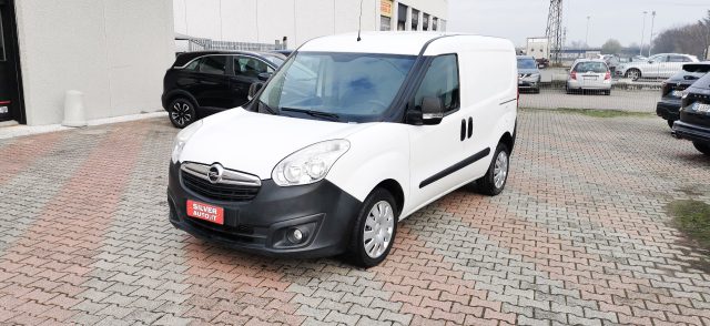 OPEL Combo usata, con Airbag laterali