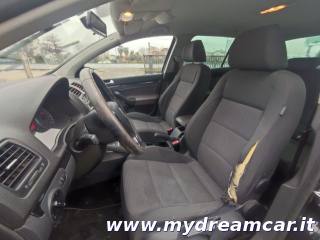 VOLKSWAGEN Golf usata, con Autoradio