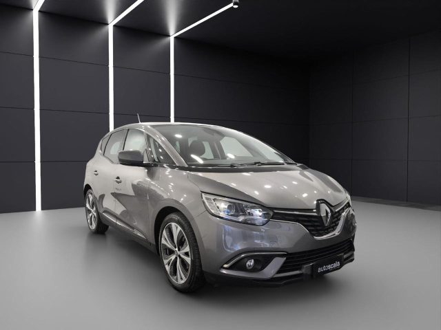 RENAULT Scenic usata, con Boardcomputer