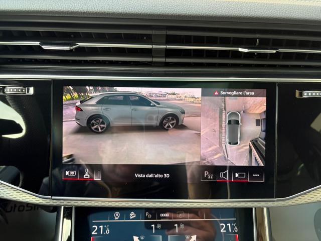 AUDI Q8 usata, con Sensori di parcheggio anteriori
