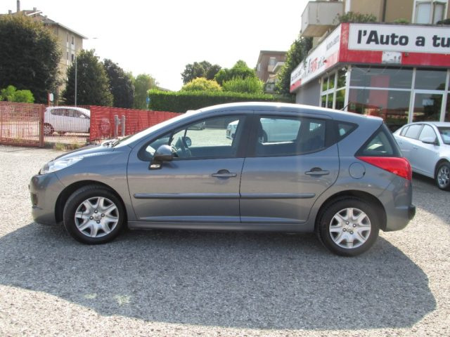 PEUGEOT 207 usata, con Airbag